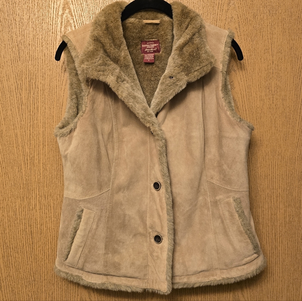 Eddie Bauer Beige Leatger Vest with Plush Fleece